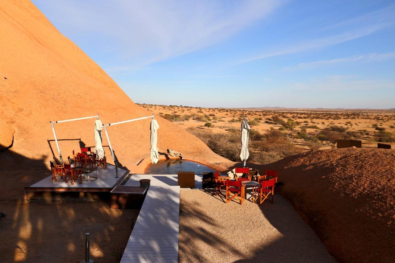 Spitzkoppen Lodge Usakos Exteriör bild